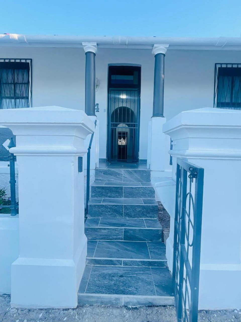4 Callington Guest House Port Elizabeth Dış mekan fotoğraf